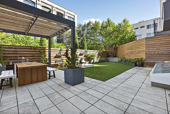 Sold by Compass | media 7