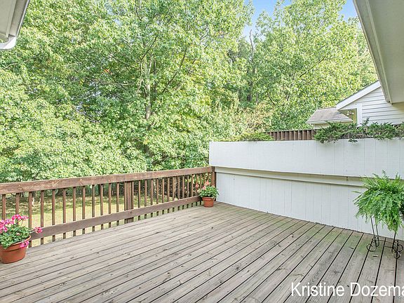 5th image of 3756 Ravine Vista Dr SE