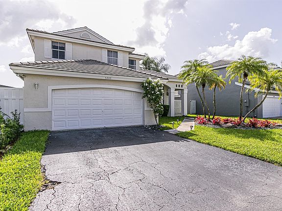 3rd image of 5240 NW 53rd Avenue