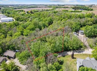 2152 Mingoview Dr, Wanamingo, MN 55983