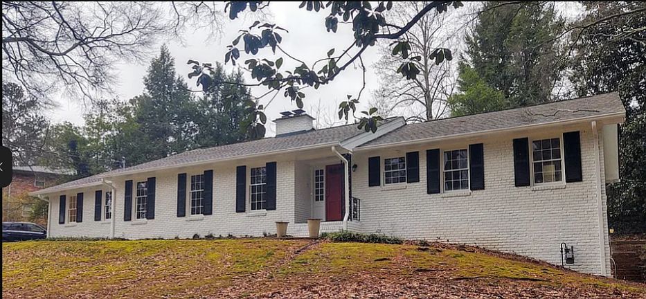 1st image of 790 Hickory Dr SW
