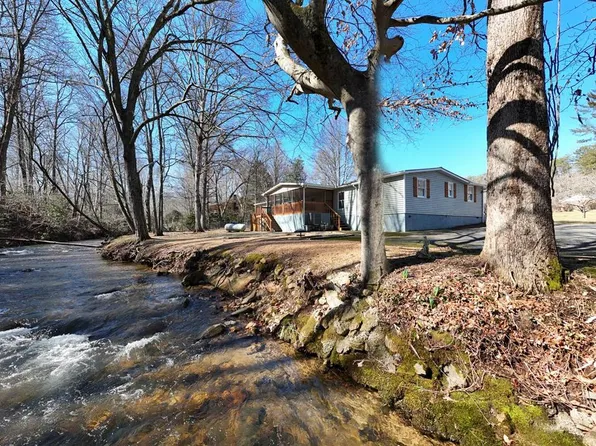 2758 Fodder Creek Rd, Hiawassee, GA 30546