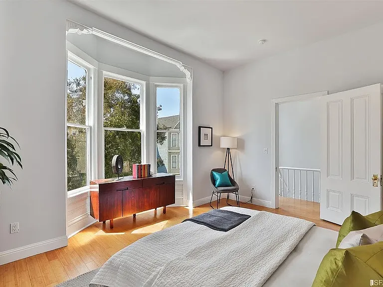 685 Capp St — Photo 9