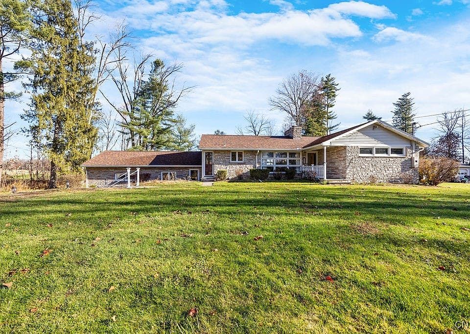 Welcome to 8688 Oswego Road!