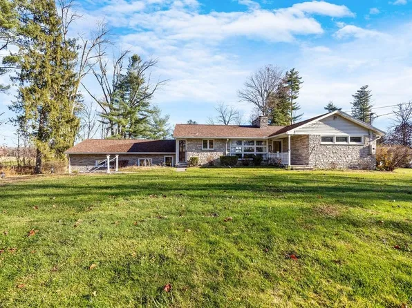 8688 Oswego Rd, Baldwinsville, NY 13027