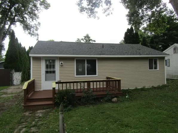 815 Woodlawn Ave, Owosso, MI 48867
