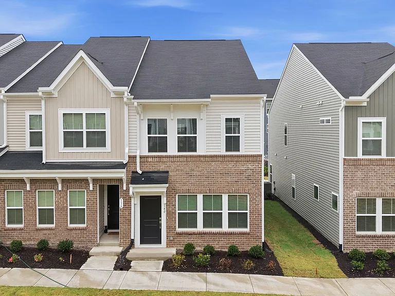 140 Silver Fir Ln — Photo 1