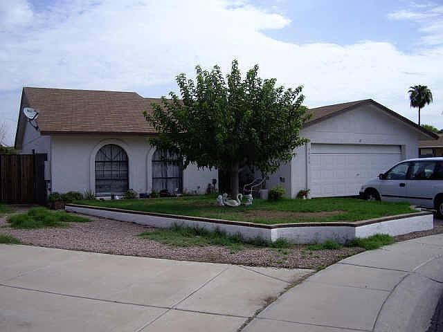 1st image of 5440 N 73rd Drive