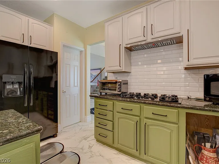 7613 Hackensack Ct — Photo 15