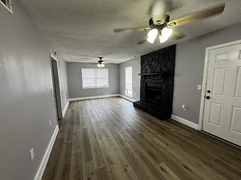 1035 Bacon Rd — Photo 12