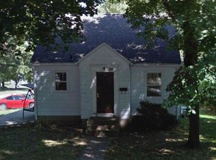 1504 Walnut St, Cedar Falls, IA 50613