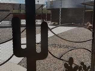 741 W Via De Suenos, Green Valley, AZ 85622