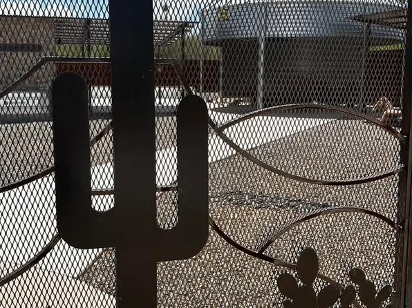 741 W Via De Suenos, Green Valley, AZ 85622