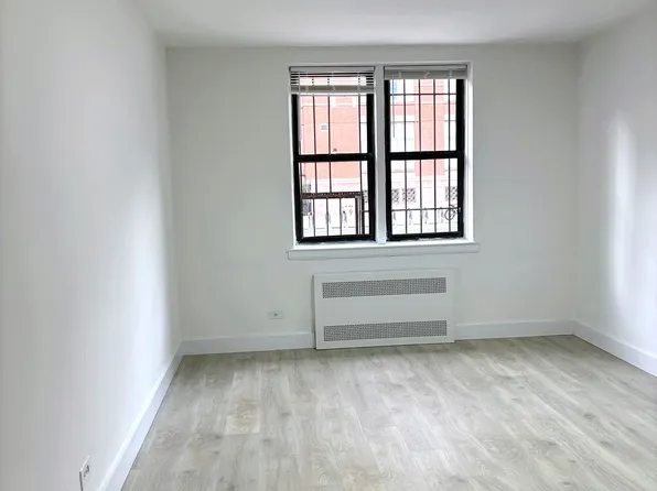 461 Central Park West image 8 of 10