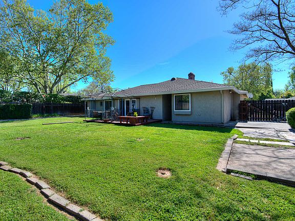 2nd image of 1131 Castec Dr