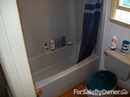 Upper-Right Bath
