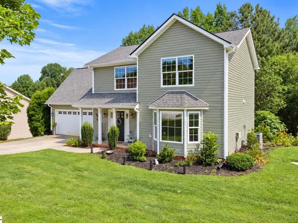34 Perkins Ct, Greer, SC 29651