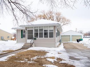 47 Center St, West Fargo, ND