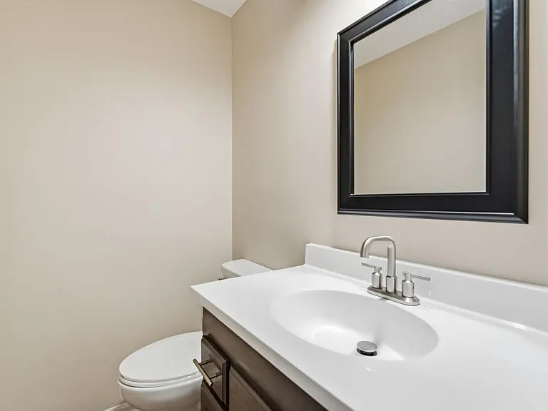 11804 Oakmont St — Photo 12