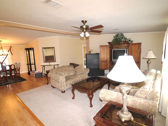 3rd image of 2400 Sunrise Bay Ct