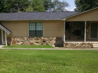 396 Owens Cir NE, Calhoun, GA 30701