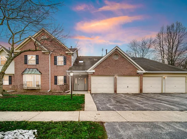 12 Aberdeen Ct, Schaumburg, IL