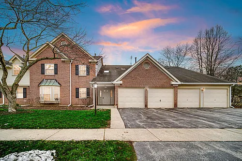 12 Aberdeen Ct #Z1 Photo 1