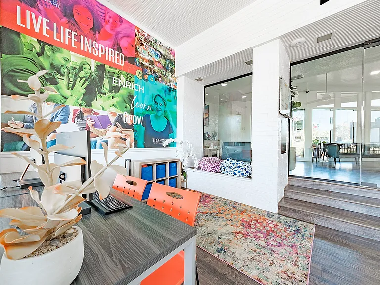 Community Hub