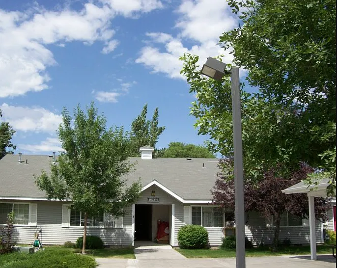 West Pine Apartments