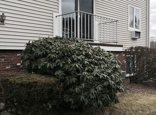 4 Royal Dane Dr APT 14, Marshfield, MA 02050
