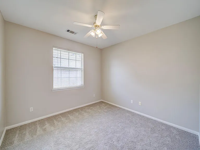 4618 Devonshire Dr — Photo 23