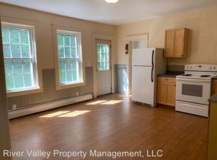 22 Mineral St APT 1, Springfield, VT 05156