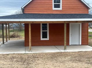 501 S Clarke Ave, Clever, MO 65631