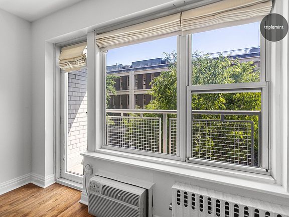 4th image of 131 W 85th St APT 3C