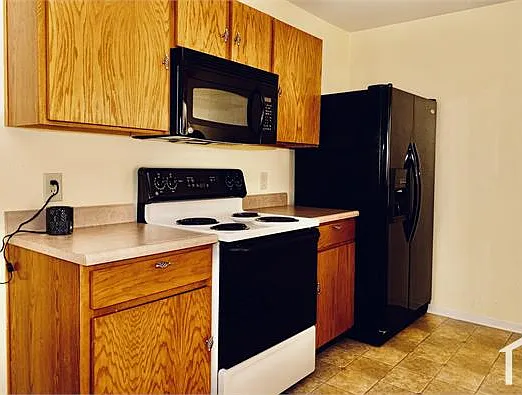 4129 Winding Park Dr — Photo 2