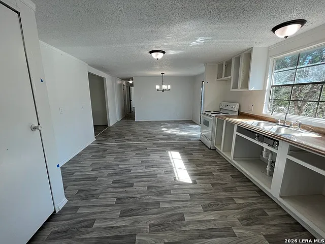 5037 Chimney Rock — Photo 4