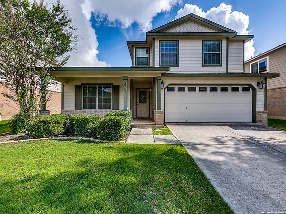 3rd image of 3907 Wisteria Way