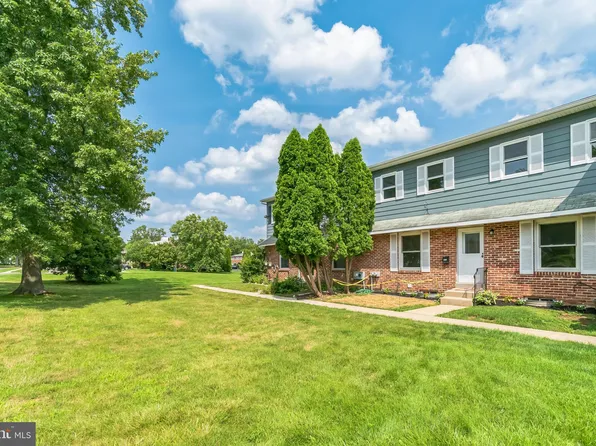 802 Whitpain Hls, Blue Bell, PA 19422