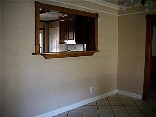 4th image of 1430 Rosemont St