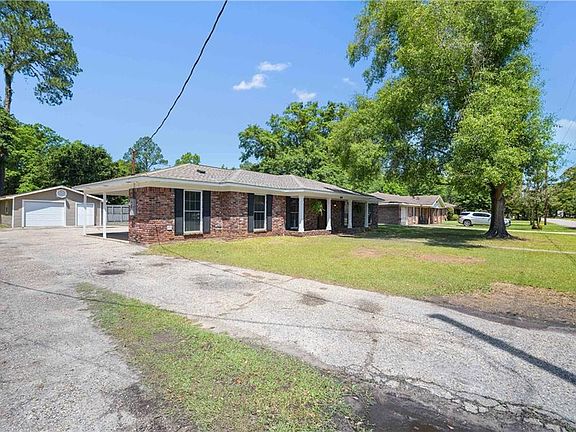 2nd image of 609 Oakmont Street
