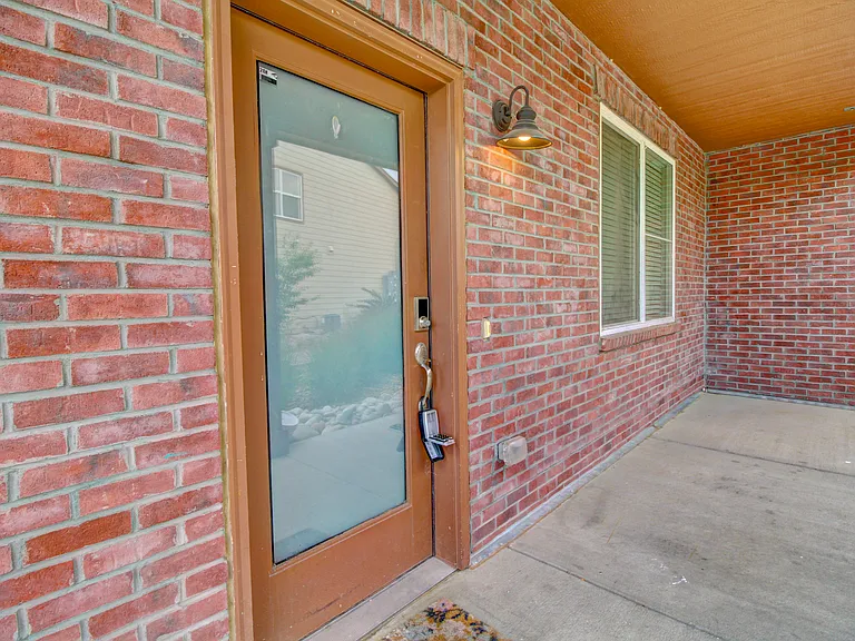 13811 Vispo Way — Photo 19