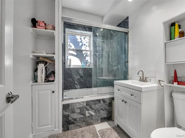 97-69 Corona Avenue image 6 of 21