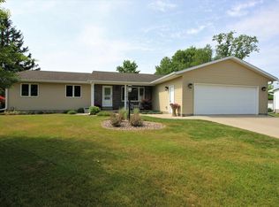510 Mahlum St, Coon Valley, WI 54623