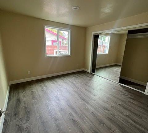 5th image of 386 Roosevelt Ave #3