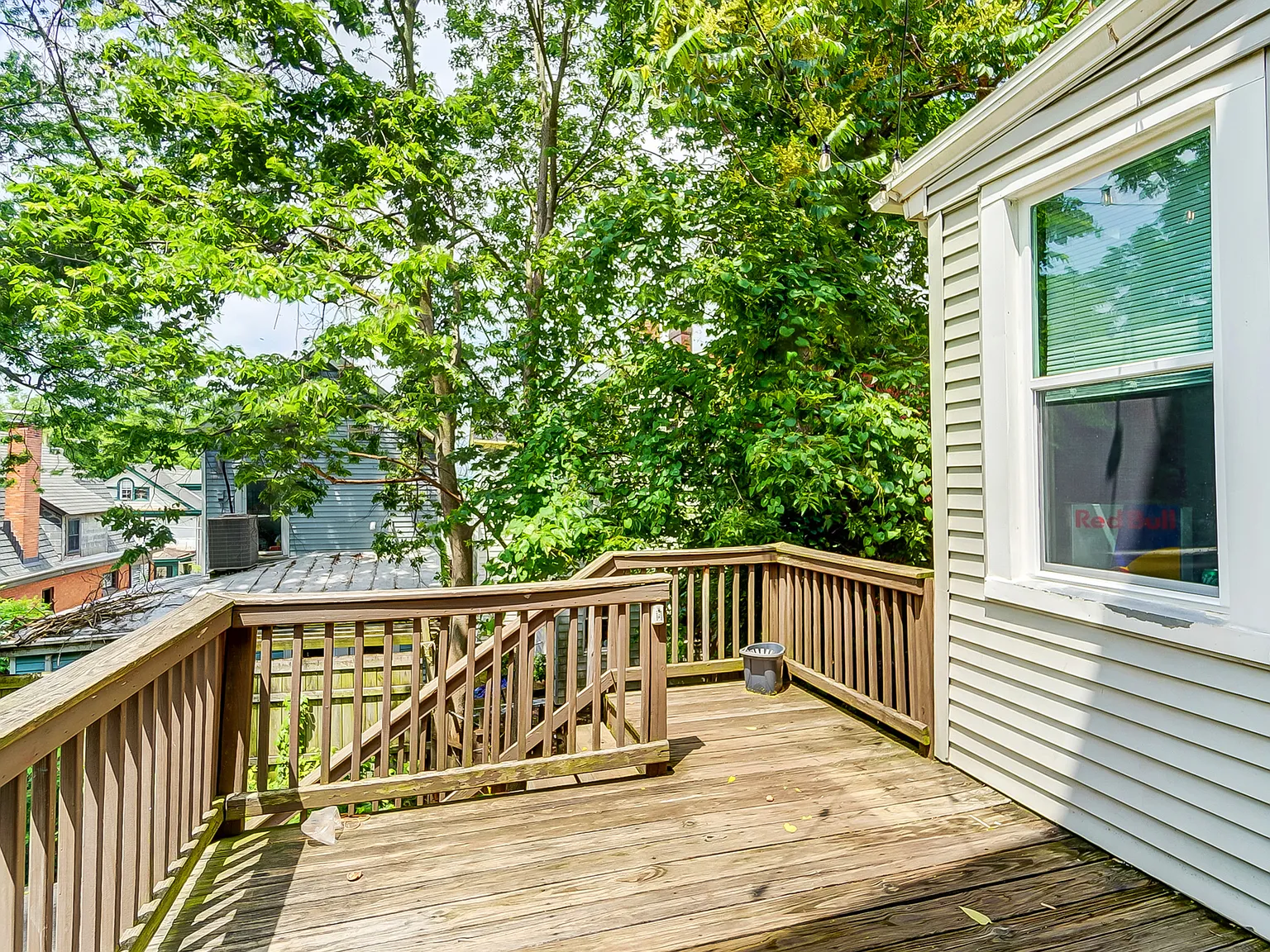 9 bed, 2900 sqft, $6,500 — Photo 3