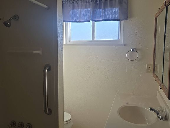 5th image of 502 Yale Pl #1