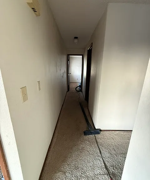 709 F Pl NE #3 — Photo 7