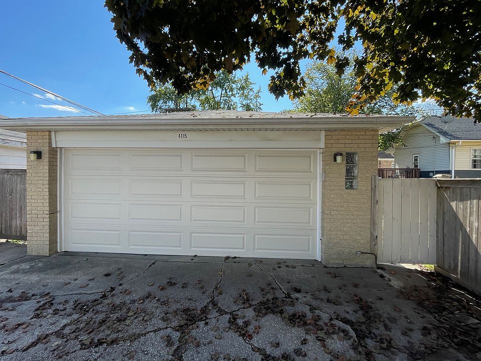 2nd image of 4115 Maple Ave
