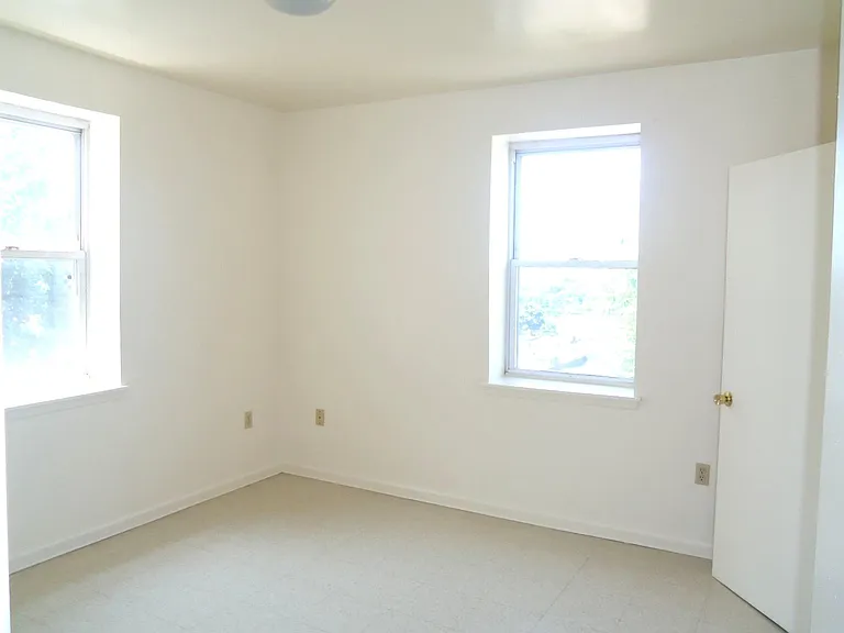 245-315 Palisade Ave #275-22 — Photo 8