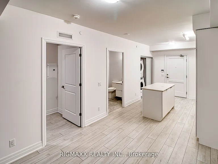 30 Elm Dr W #1503 — Photo 12